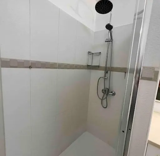 2 Bed Beachfront With Pool And Ocean View 포티마오